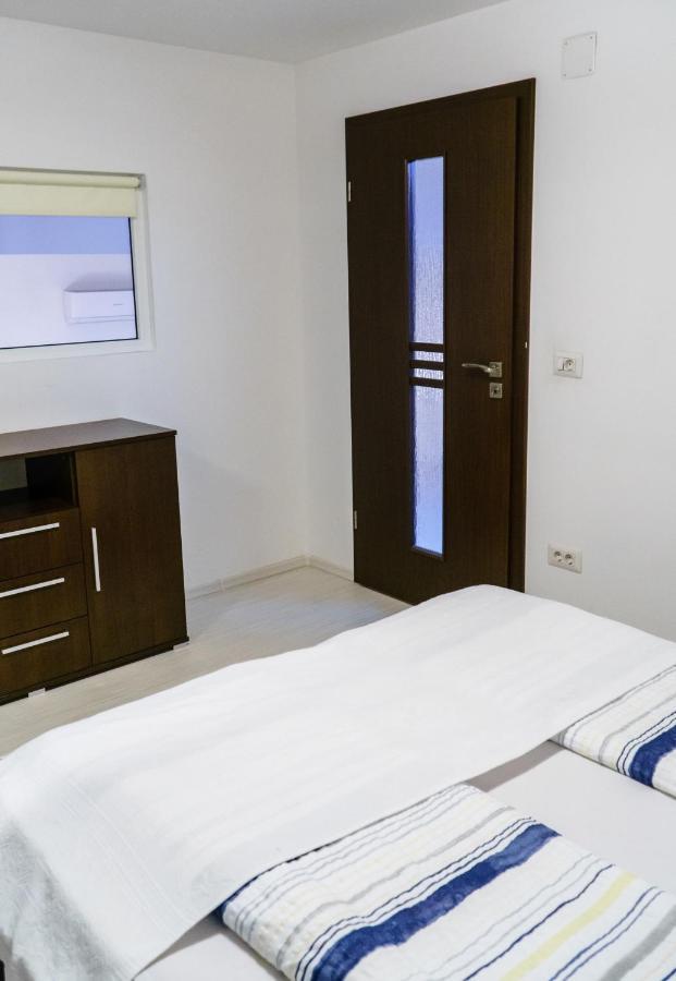 Vila Carolina Apulum Villa Alba Iulia Eksteriør billede