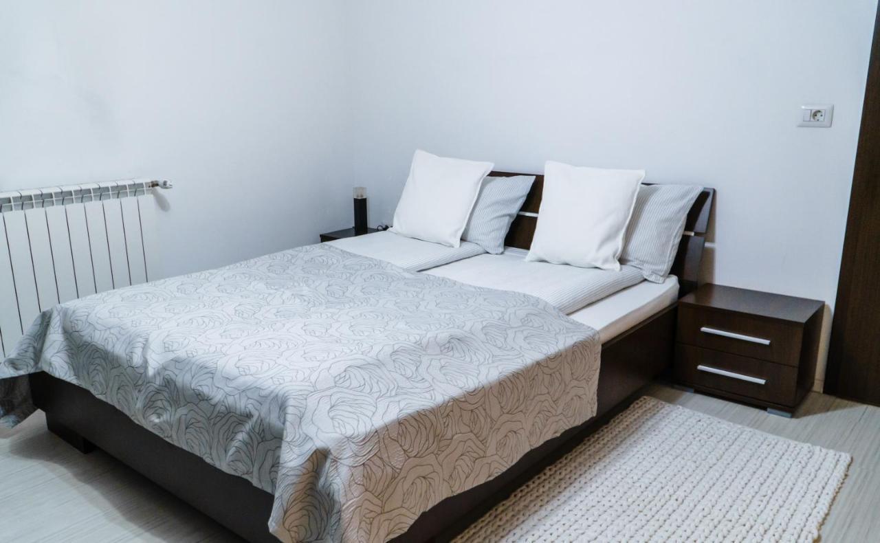 Vila Carolina Apulum Villa Alba Iulia Eksteriør billede