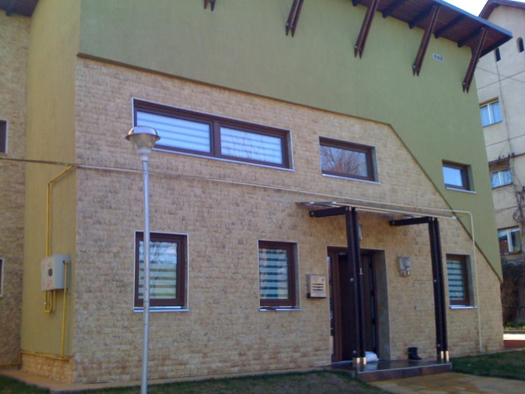 Vila Carolina Apulum Villa Alba Iulia Eksteriør billede